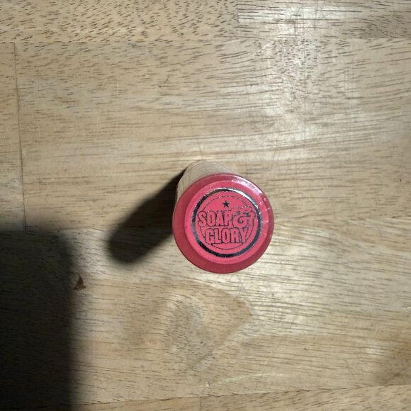 New Soap & Glory Sexy Mother Pucker 3D Gloss Stick Pink-a-Boo - Picture 3 of 4